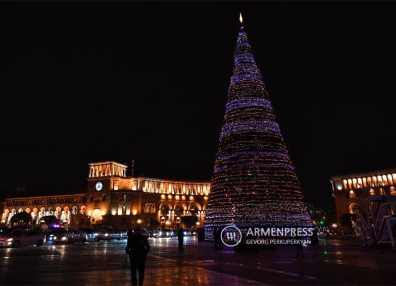 Հանրապետության հրապարակի գլխավոր տոնածառի լույսերն այս տարի վառվելու են Արամ Խաչատրյանի երաժշտության ներքո