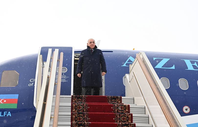 Ադրբեջանի վարչապետն աշխատանքային այցով մեկնել է Մոսկվա