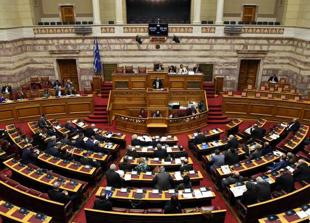 Հունաստանի խորհրդարանն ընդունել է օրենք, որն օրինականացնում է 30 հազար անօրինական միգրանտների կացությունը