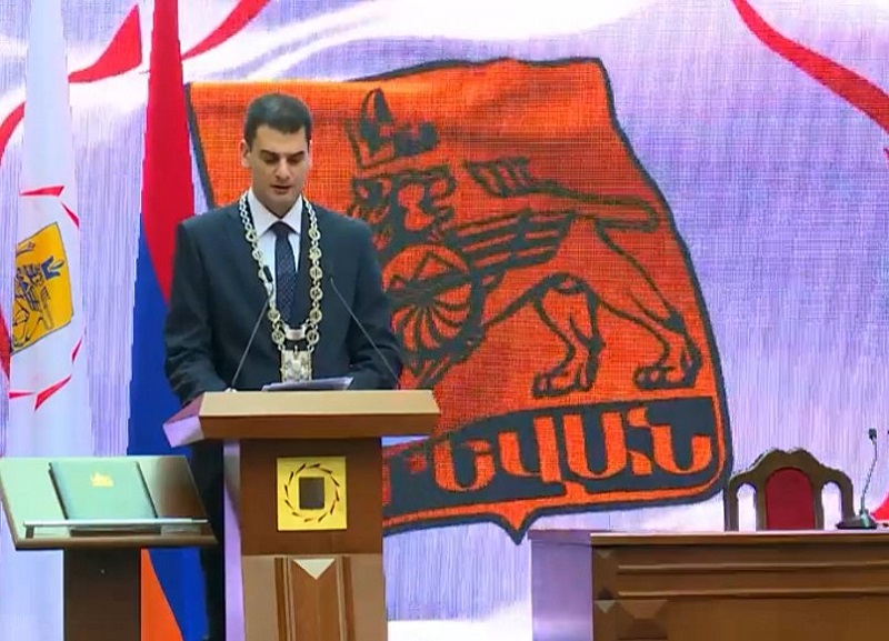 Hrachya Sargsyan sworn in as Mayor of Yerevan