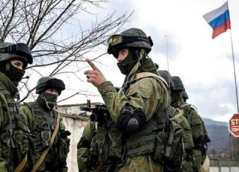 استقرار ده‌ها هزار سرباز نظامی روس در امتداد مرزهای شمالی، شرقی، و جنوبی اوکراین 