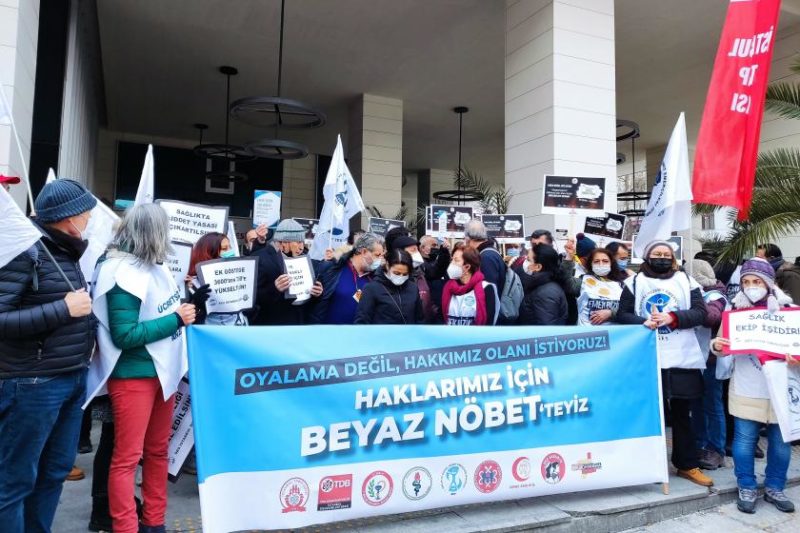 Թուրքիայիում բnղnքի ակցիաները թափ են հավաքում . Առողջապահության ոլորտի աշխատակիցները նույնպես դուրս են եկել փողոց
